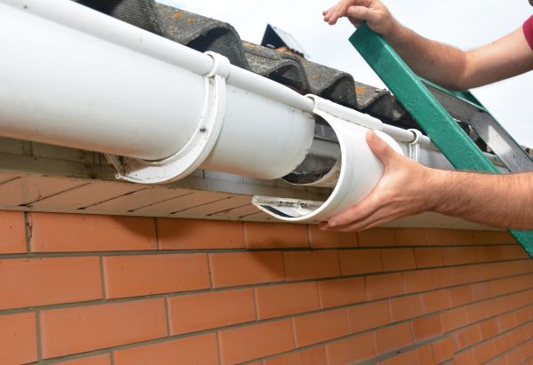 Gutter Seam Repair in Mount Holly