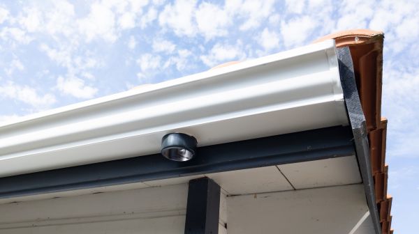 Seamless Gutters Installation in Mount Holly