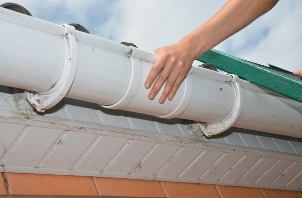 Gutter Reattachment in Mount Holly